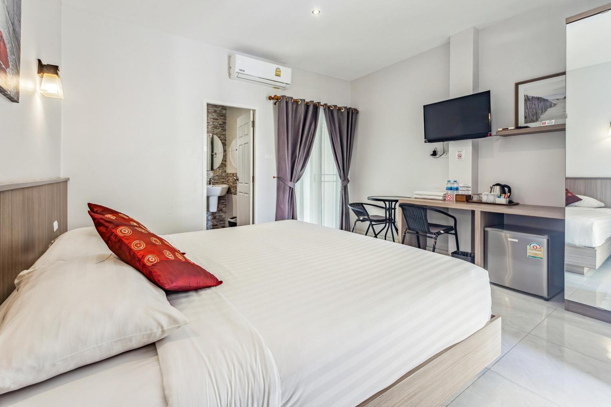 Winrisa Place Nai Yang Beach Екстериор снимка