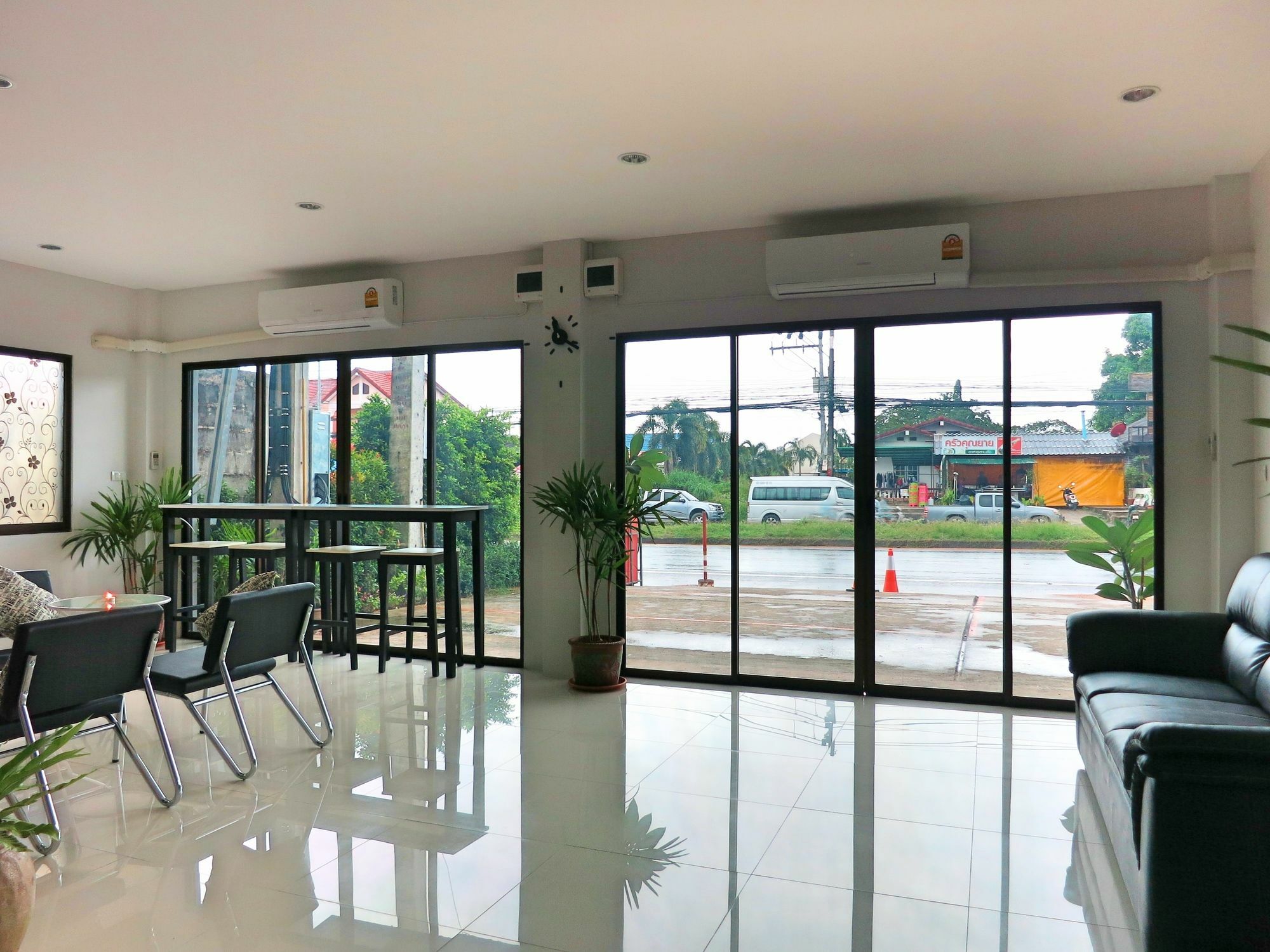 Winrisa Place Nai Yang Beach Екстериор снимка
